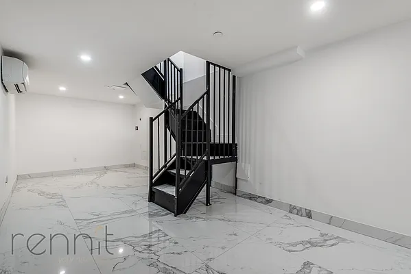 Rented by Rennit Inc. | media 8