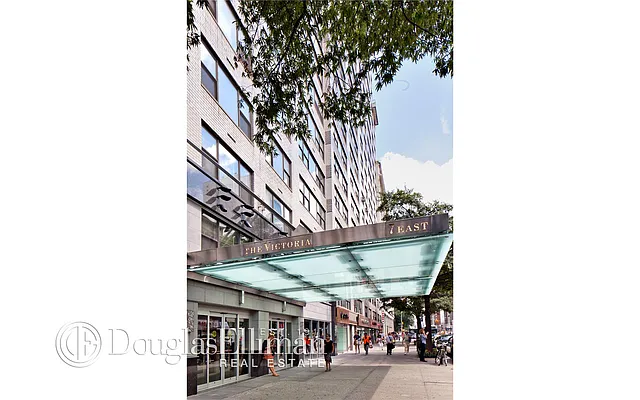 Rented by Douglas Elliman | media 19