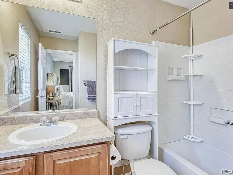 3546 Wonder Dr — Photo 11