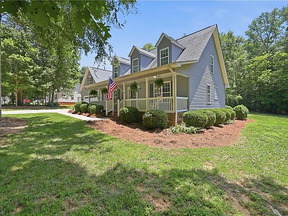4th image of 2130 Willow Oak Dr