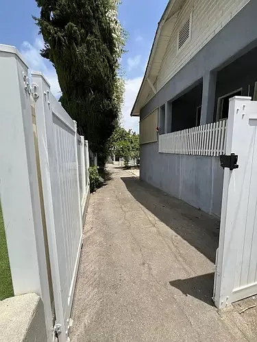 Pinecrest Dr — Photo 9