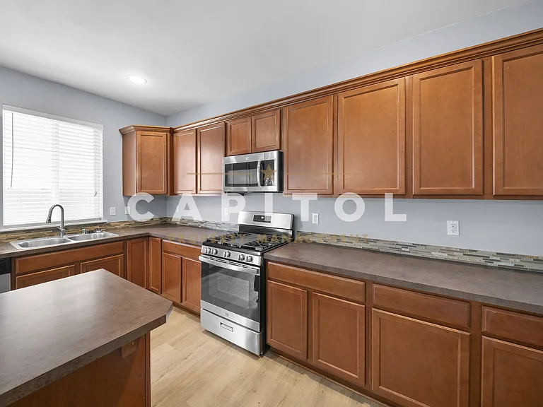 1215 206th St E — Photo 12