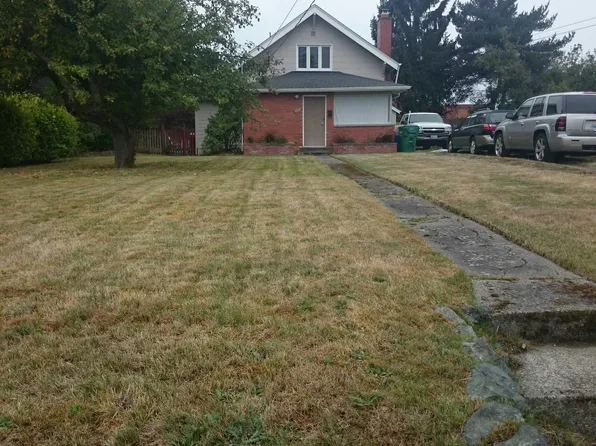 8337 14th Ave NW, Seattle, WA 98117
