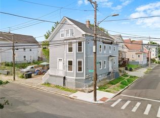 62 Heath St FLOOR 2, Providence, RI 02909