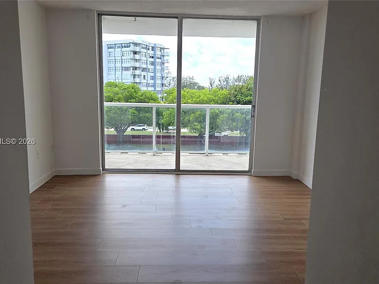 1351 NE Miami Gardens Dr #413E — Photo 14
