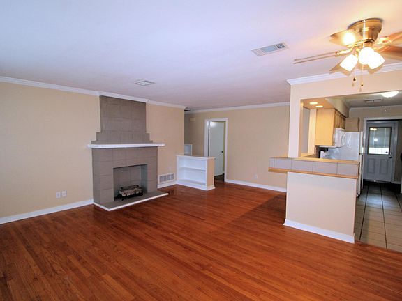 2nd image of 143 Bruce Ave