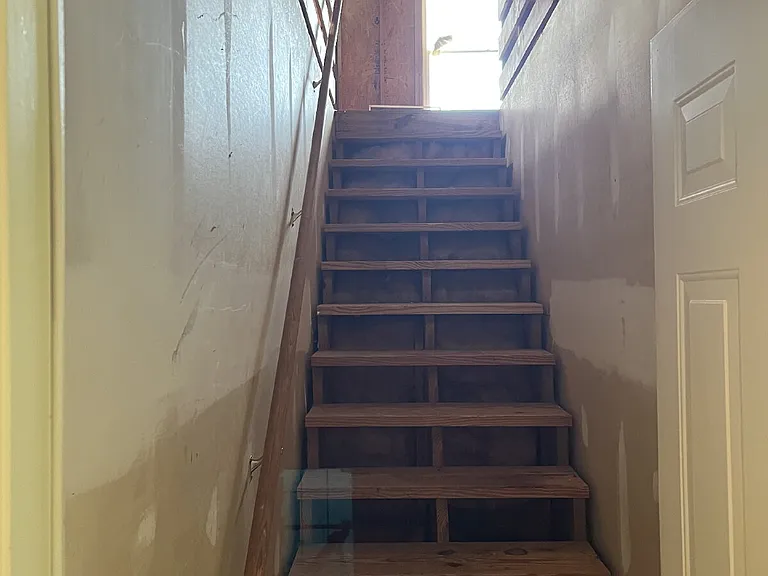 2811 Sutherland Dr — Photo 21