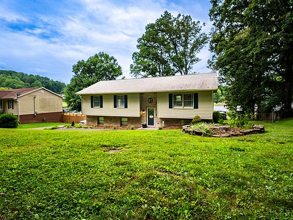 2nd image of 117 Kings Mountain Dr