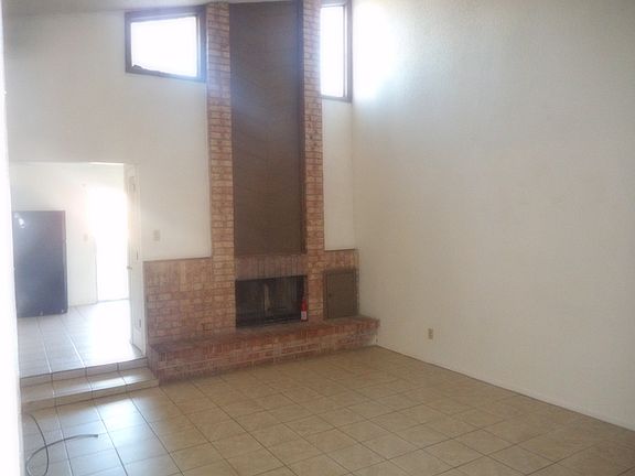 4th image of 3548 E Glen Dr #A