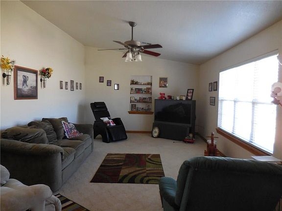 2nd image of 802 S Clayton Ave