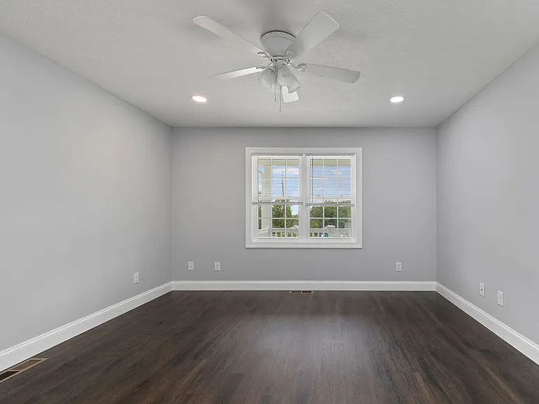 1016 Ivanhoe Ave #1016 — Photo 22