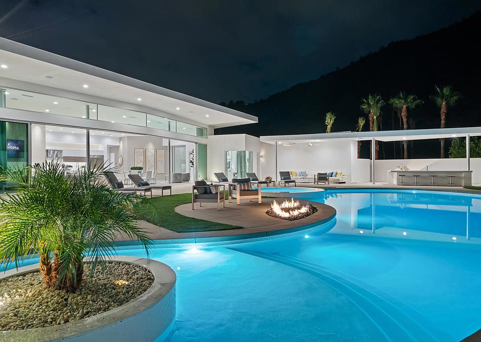 1st image of 698 Las Palmes Estates Dr