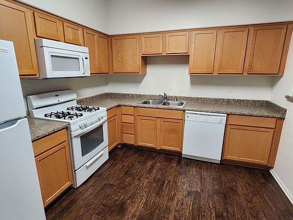 2nd image of 498 Treshill Rd #143