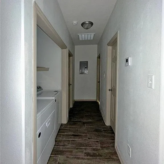 2004 Bahamas Dr #2 — Photo 9