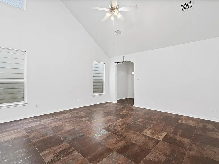 13223 Southpoint Ln — Photo 14