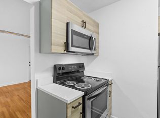 Glencourt Apartments, Portland, OR 97215