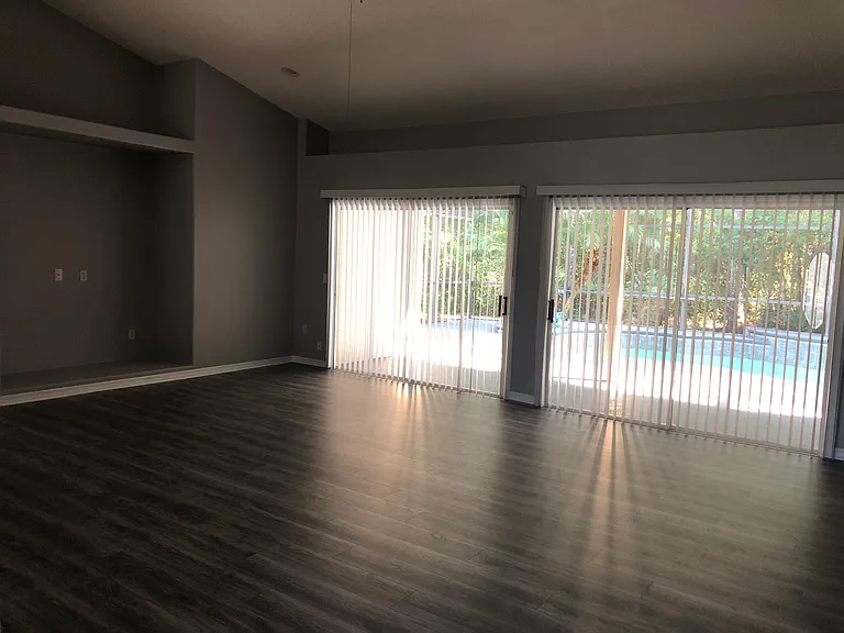 126 Oak Promenade Ct — Photo 10