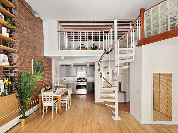 3rd image of 41 E 19th St APT 1A