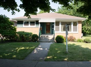 7543 N Neva Ave, Niles, IL 60714