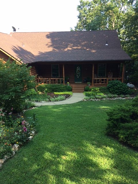 1st image of 15 Keosauqua Dr