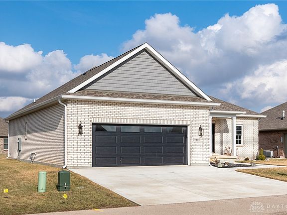 3rd image of 755 W Bentley Cir