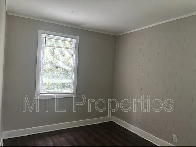 2239 Center St — Photo 6