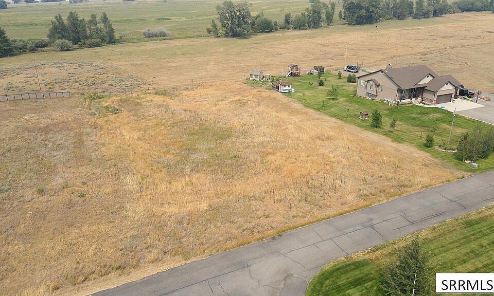 1st image of 2919 Hackamore Dr