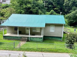 310 Lower Caleb Frk, Weeksbury, KY 41667