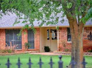 285 Robinson Rd, Combine, TX 75159