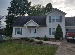 518 Rosewood Pl, Hurricane, WV 25526