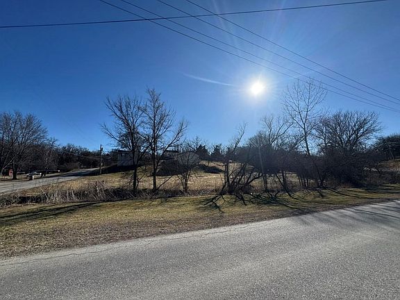 4th image of 0 E Spring St