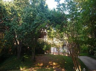 812 Sleepy Hollow Dr, Cedar Hill, TX 75104