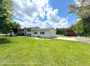 4860 Shepper Rd, Stockbridge, MI 49285