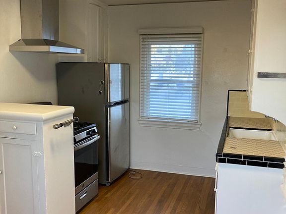 5th image of 3772 Park Blvd APT 4-1/2