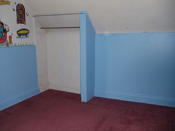 2nd image of 914 Clarke Ave