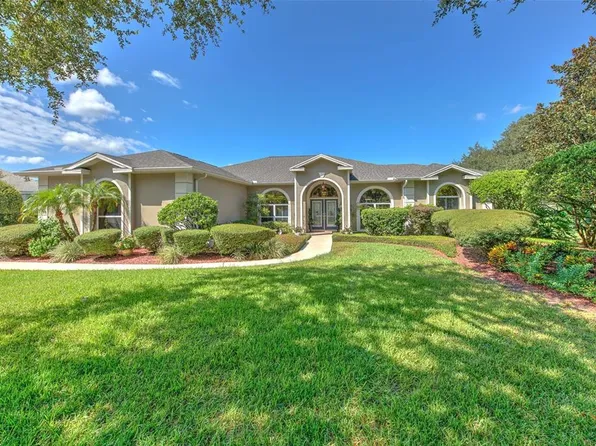 5203 Culasaja Cir, Valrico, FL 33596