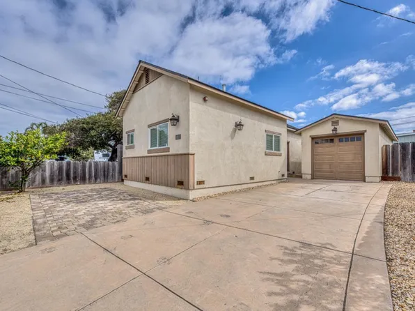 1816 Baker St, Seaside, CA 93955