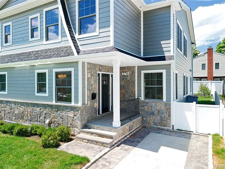 37 Corchaug Ave #B — Photo 30