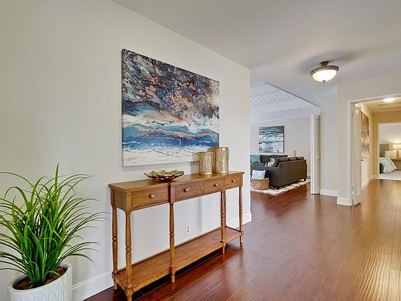 5th image of 1451 Glen Ellen Way