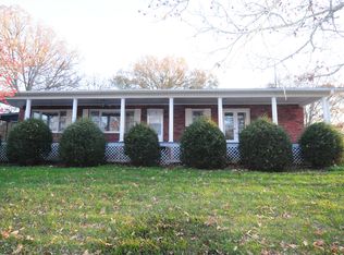 252 Huntleigh Dr, Franklin, NC 28734