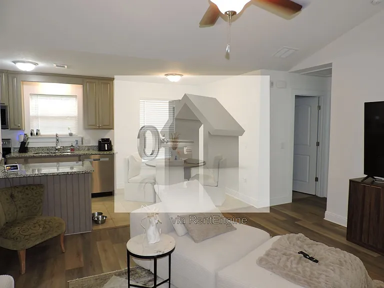 2202 N E St — Photo 6