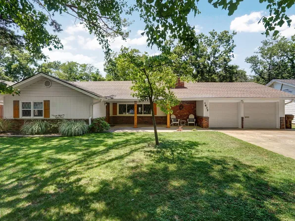 1635 S Sieger Drive, Springfield, MO 65804