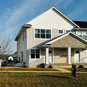 2468 Roycroft Aly, Marion, IA, 52302