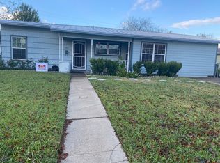 1711 Milam Dr, Victoria, TX 77901
