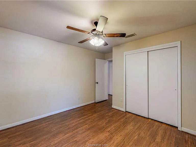 701 Balcones Dr #39 — Photo 8