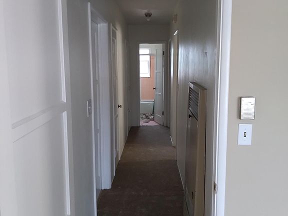 4th image of 4121 Ocean View Blvd #A