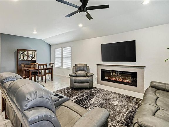 5th image of 2322 Sky Crest Dr