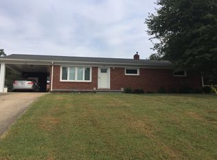 336 27th Street Dr NE, Hickory, NC 28601