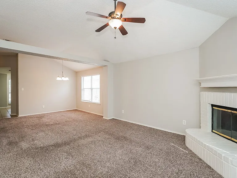 8112 Broken Arrow Rd — Photo 4
