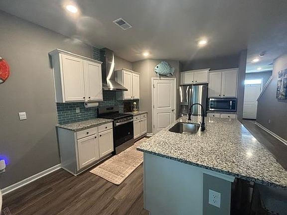 4th image of 2266 Ainsley Dr.